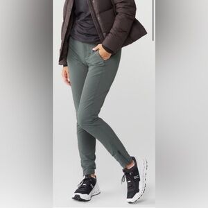 Kuhl Women's Skinny Pants in Green